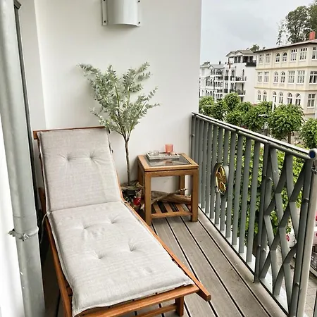 Paula Promenadendeck 公寓 *